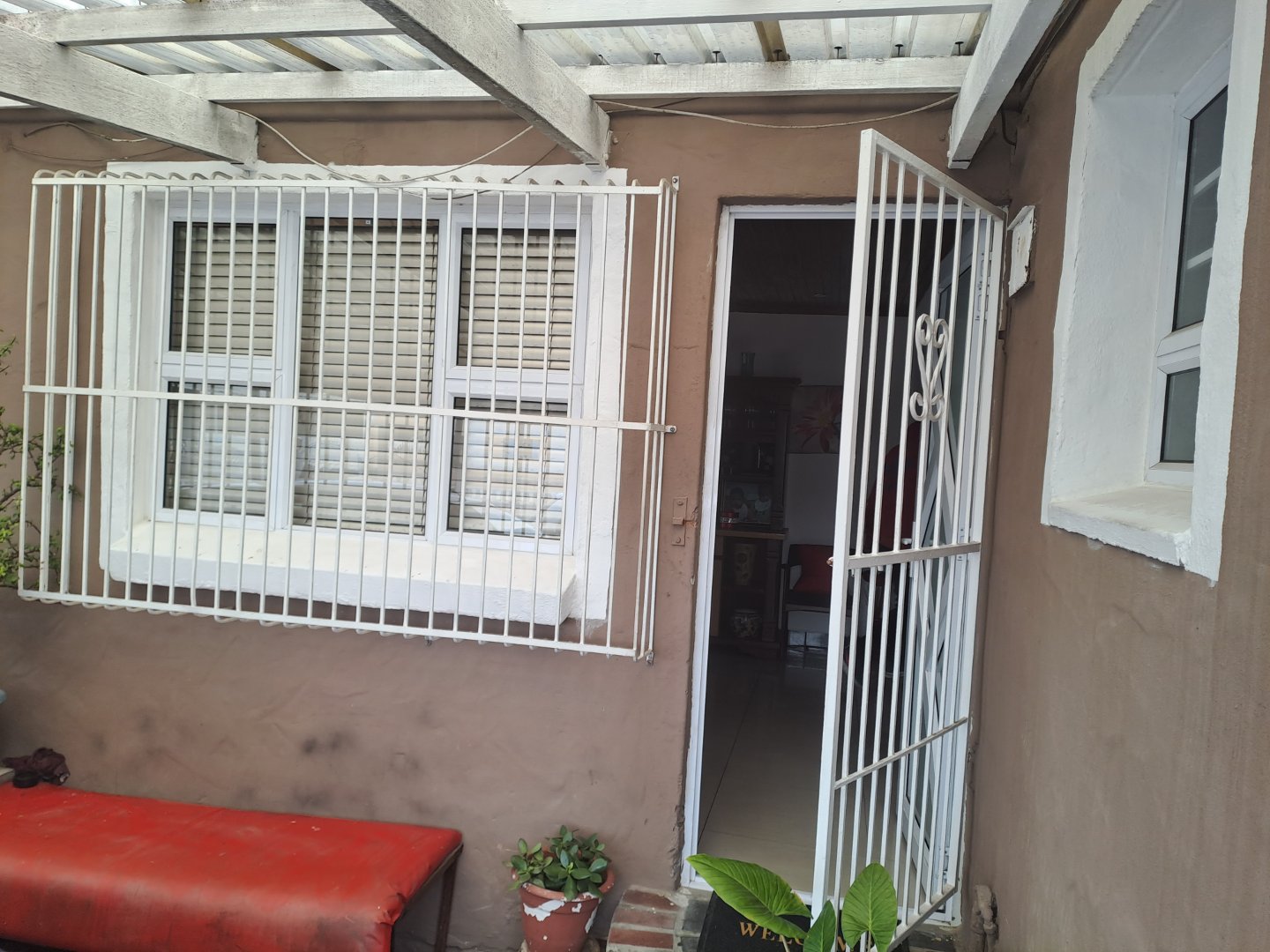  Bedroom Property for Sale in Rocklands Western Cape